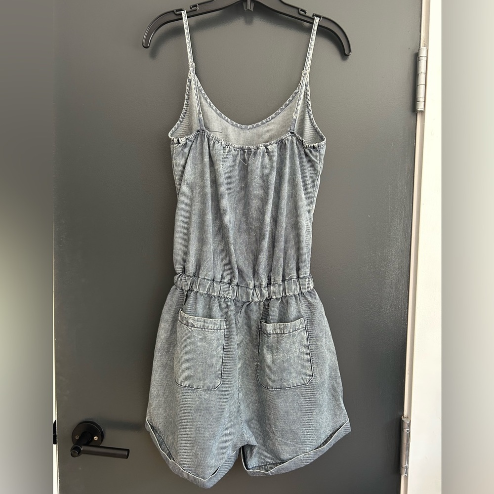 Fidelity Denim New Distressed Tencel Romper - Sample Size Small - Picture 2 of 8
